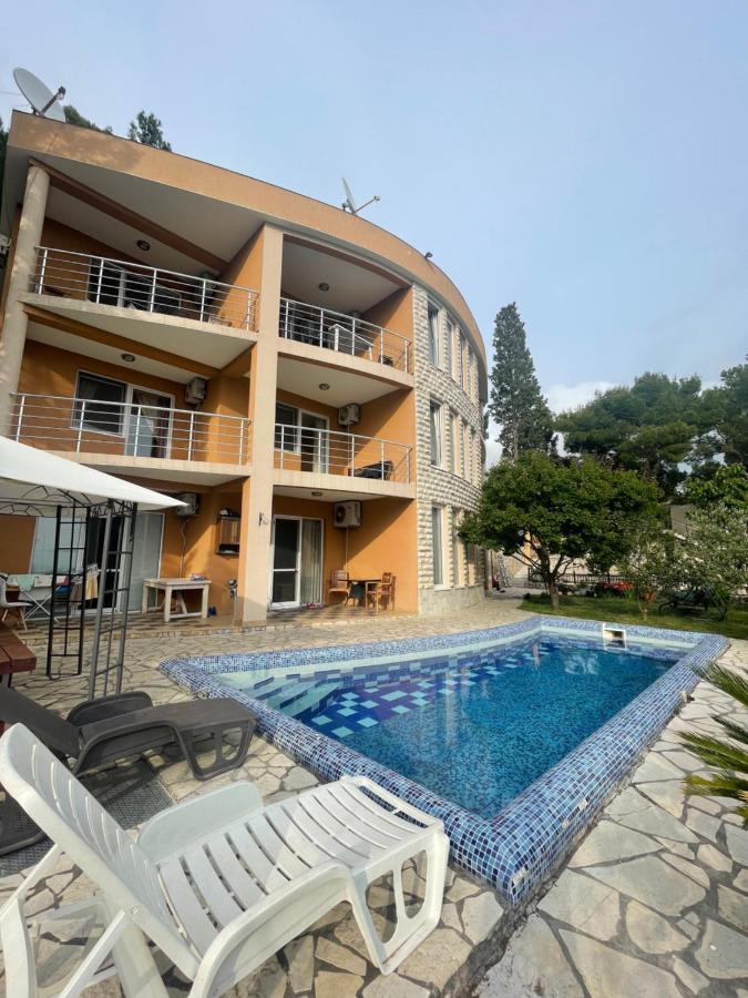 Apartment Villa Elena 巴尔 外观 照片