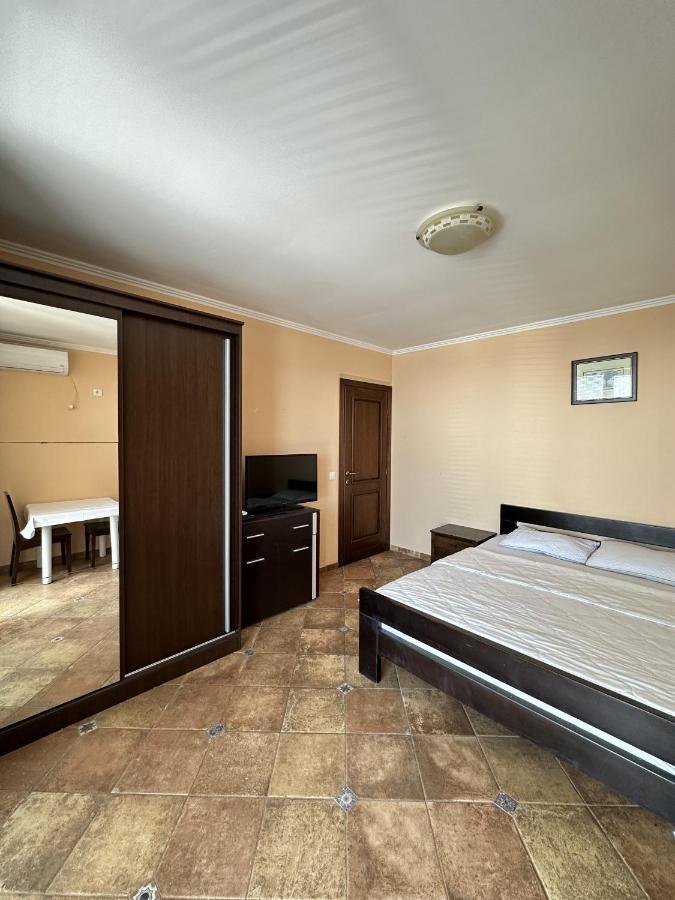 Apartment Villa Elena 巴尔 外观 照片
