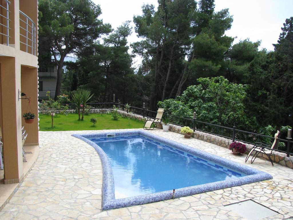 Apartment Villa Elena 巴尔 外观 照片